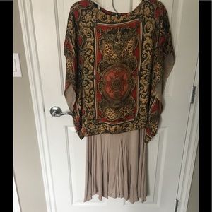 Maxi cream colored flute skirt.